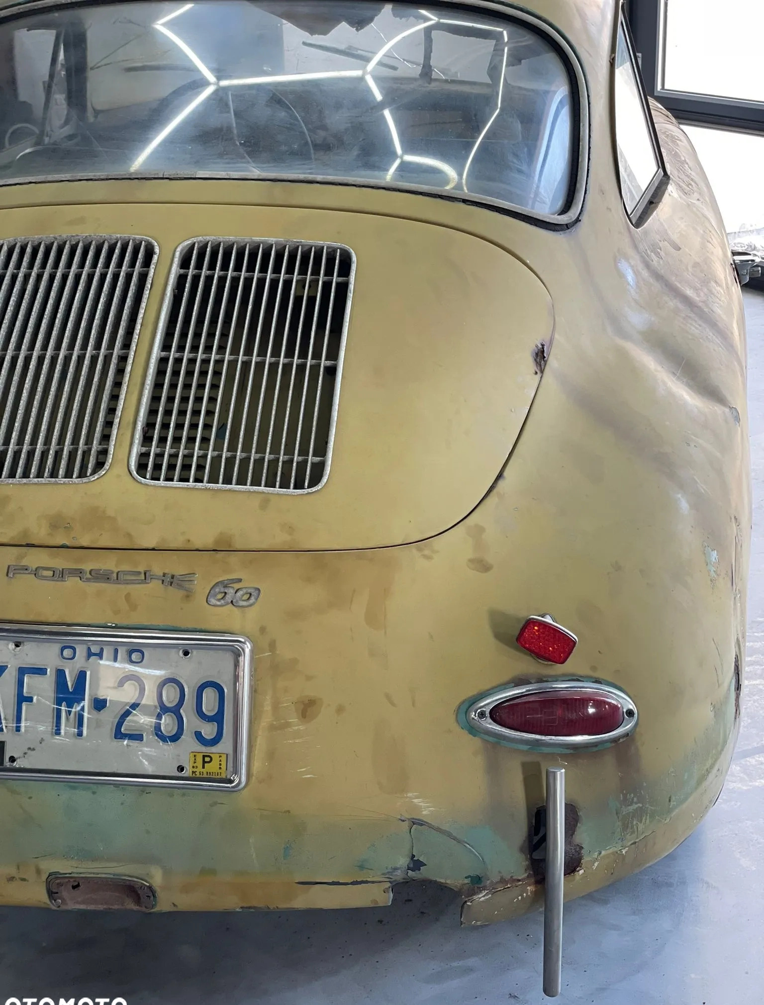 Porsche 911 cena 33250 przebieg: 94000, rok produkcji 1980 z Brodnica małe 191